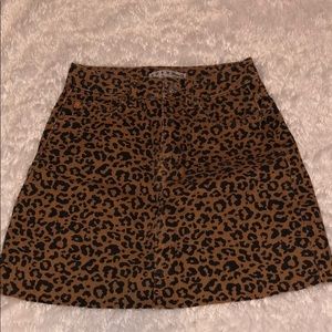 Cheetah print denim mini skirt - size 0